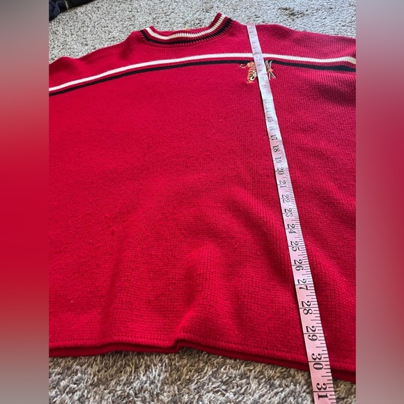 SOLD Vintage Tigger Winnie the Pooh Sweater - Picture 8 of 9